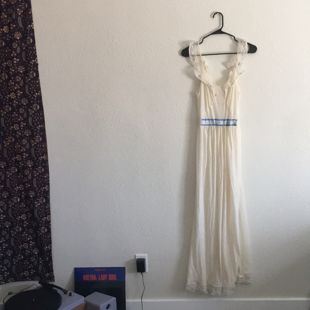Vintage Cream Floor Length Night Gown